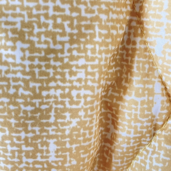 Marks and Spencer Women's Mustard Print Hooded Puffer Jacket, UK Size 16 - Picture 5 of 16